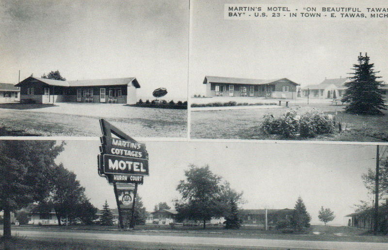 Martins Motel - Vintage Postcard (newer photo)